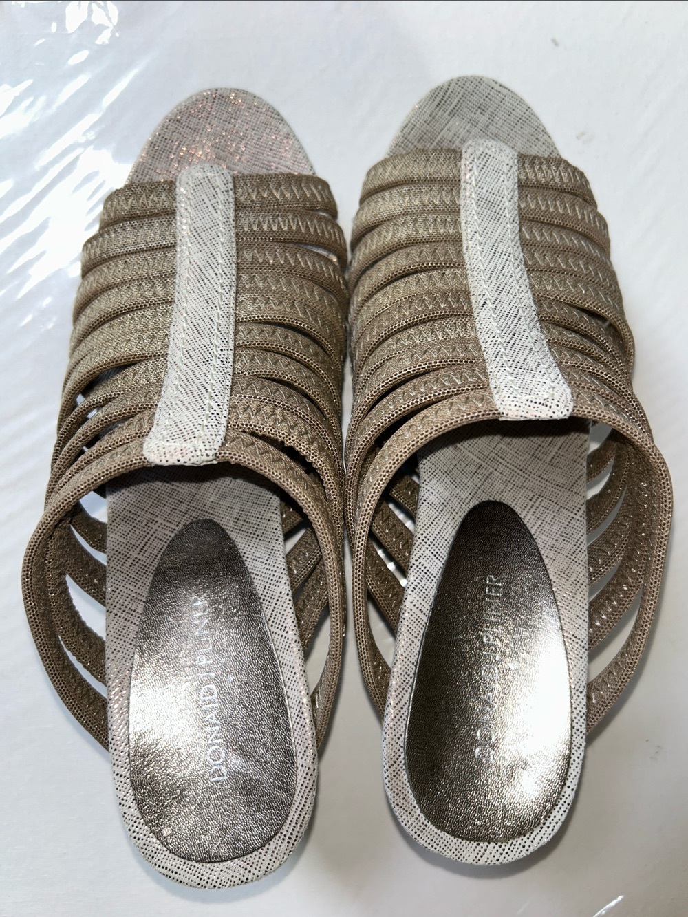 NWOB Donald J. Pliner “Jackie” Bronze Metallic Taupe Mesh Slip-On Wedge Sandals